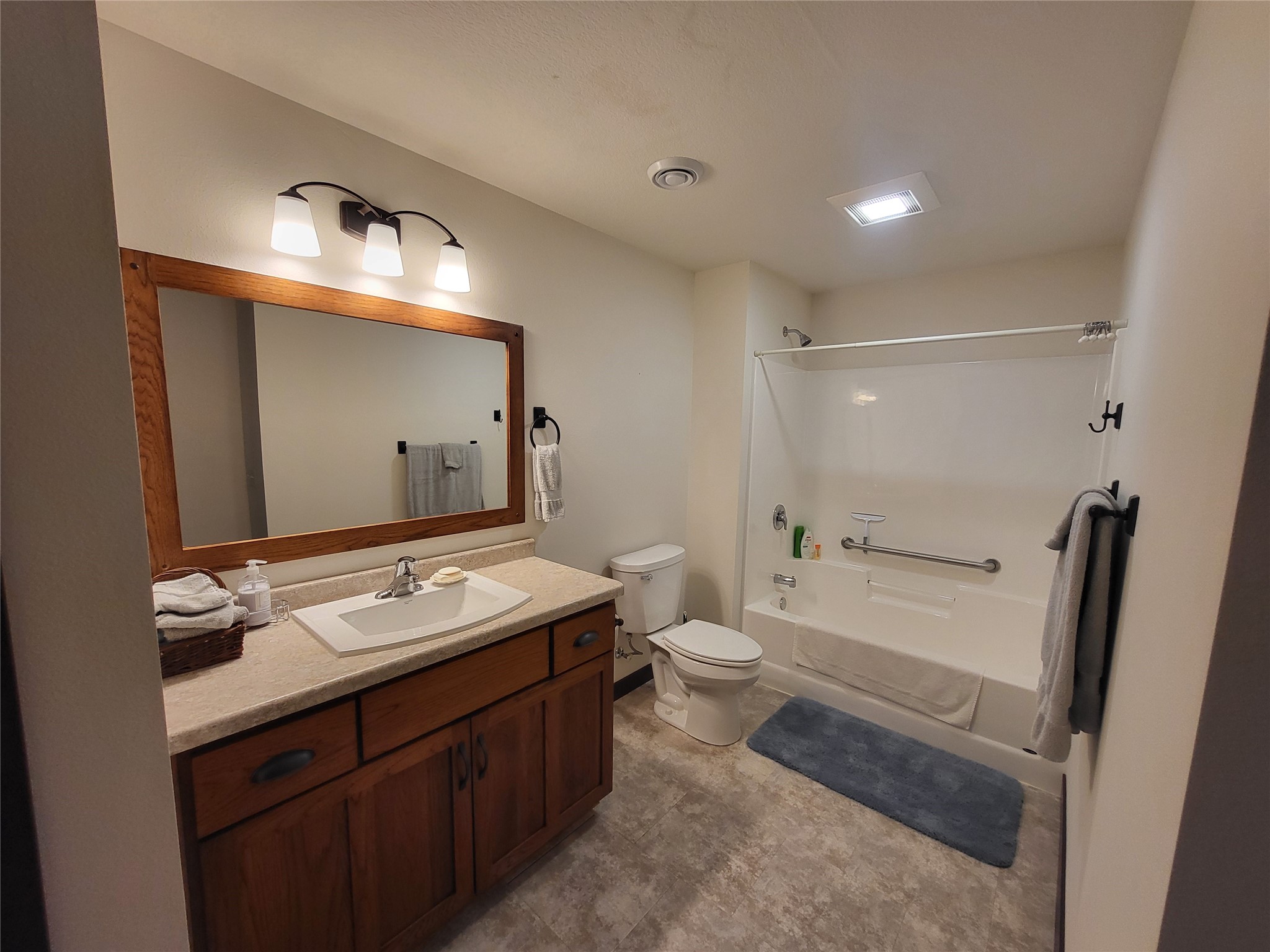 231 East Thomas Street Rice Lake, WI 54868 - Photo 26 of 28 lower level bath