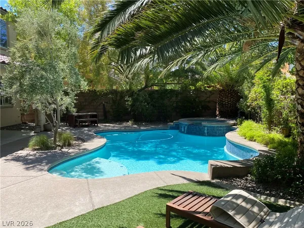 $3,300 | 11752 Del Sur Avenue, Las Vegas, NV 89138