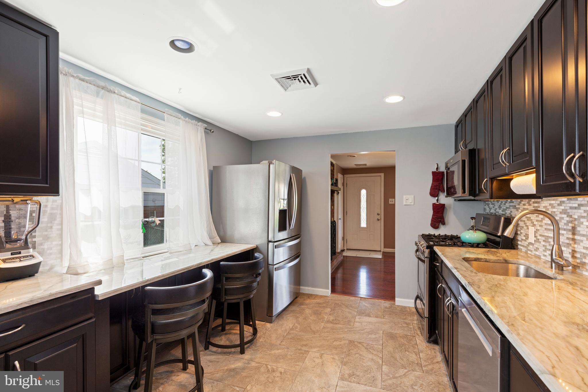 1437 Thomson Road Abington, PA 19001 - Photo 9 of 26 Breakfast nook