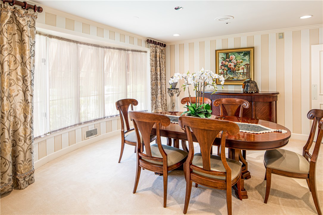 16 Dorset Road Pawtucket, RI 02860 - Photo 3 of 39 Hand painted Formal Dining Room