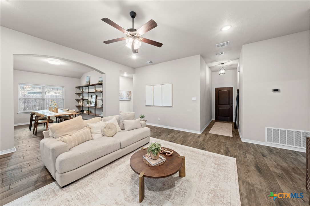 1819 Rustic Manor Drive Temple, TX 76502 - Photo 10 of 37