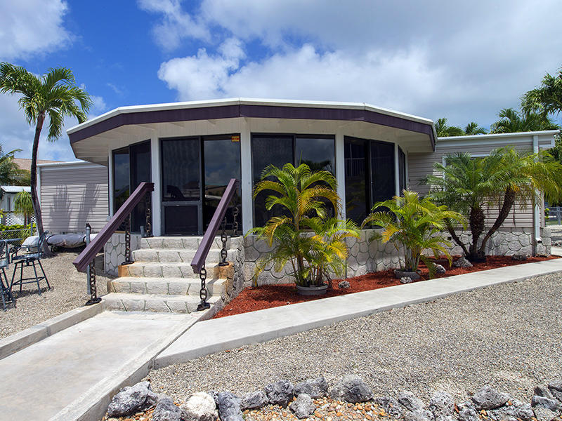 1133 Gulfstream Lane Key Largo, FL 33037 - Photo 2 of 13 Lovely Canalfront Home