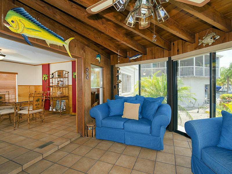 1133 Gulfstream Lane Key Largo, FL 33037 - Photo 3 of 13 Living Area with Wood Beamed Ceiling