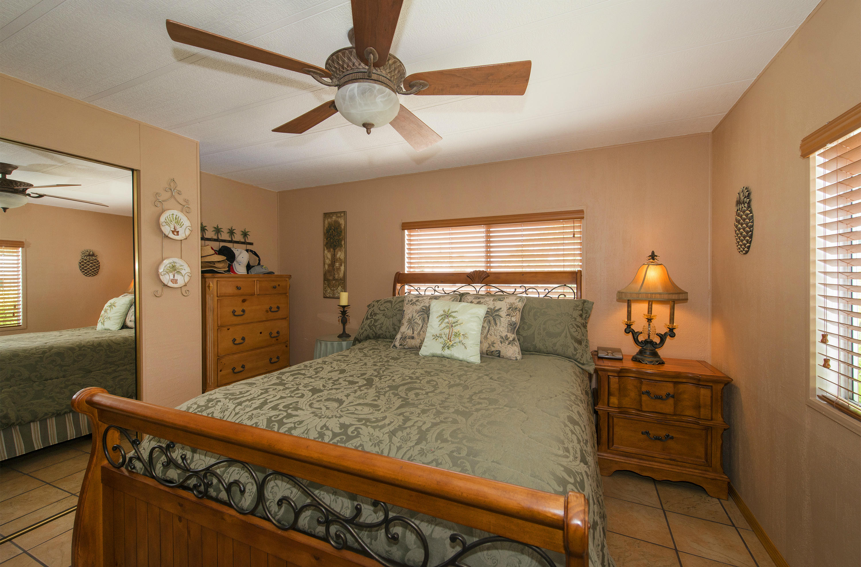 1133 Gulfstream Lane Key Largo, FL 33037 - Photo 7 of 13 Master Bedroom