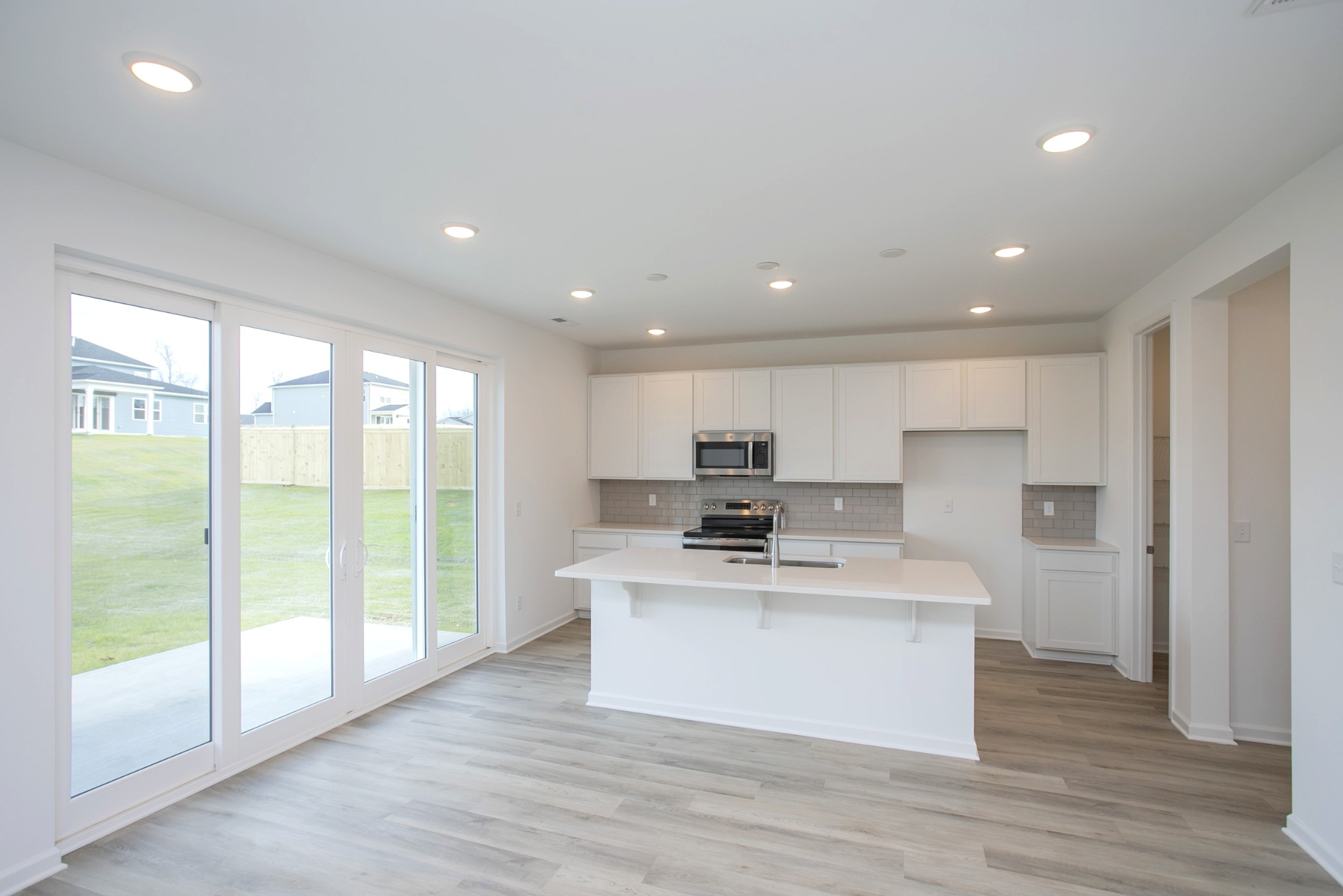 610 Maple Bend Dickson, TN 37055 - Photo 17 of 44