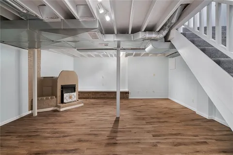 $265,000 | 8656 Sleepy Hollow Road, Kansas City, MO 64114