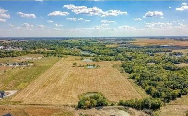 $293,400 | Lot 2 Southwest 295th Road, Holden, MO 64040