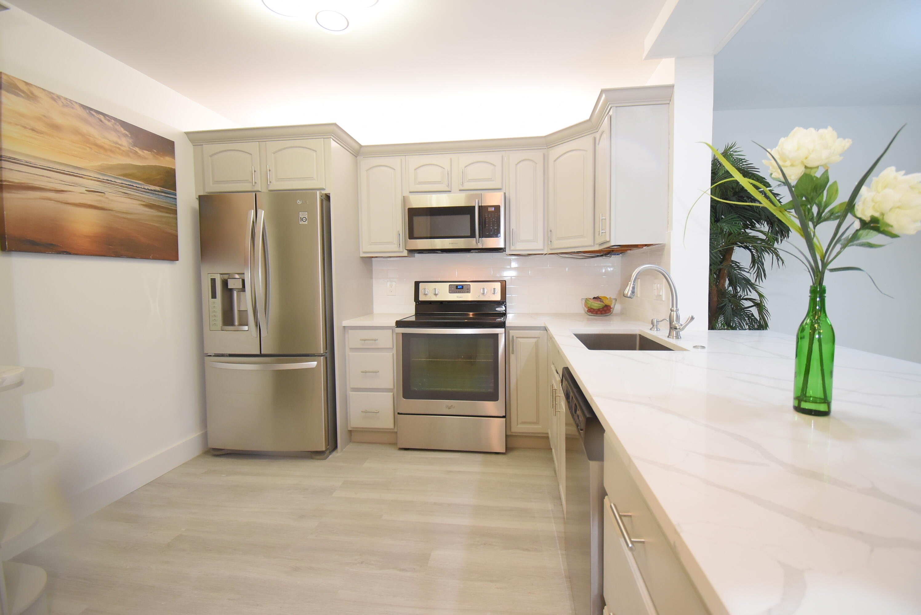 18800 Jolson Avenue, Unit 7 Boca Raton, FL 33496 - Photo 1 of 16 KITCHEN