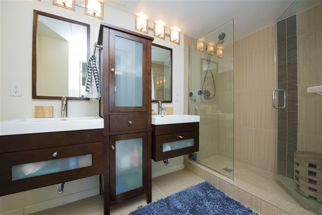 687 South Coast Highway 101, Unit 216 Encinitas, CA 92024 - Photo 11 of 17