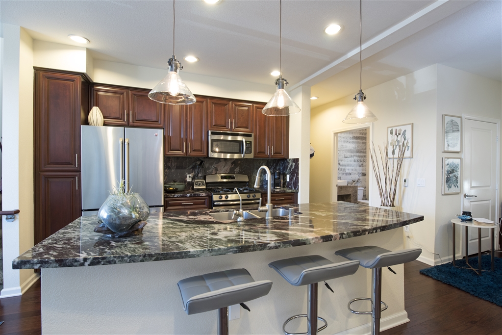 687 South Coast Highway 101, Unit 216 Encinitas, CA 92024 - Photo 3 of 17