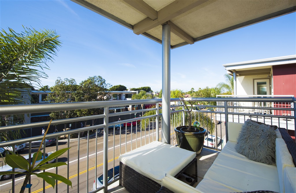 687 South Coast Highway 101, Unit 216 Encinitas, CA 92024 - Photo 8 of 17