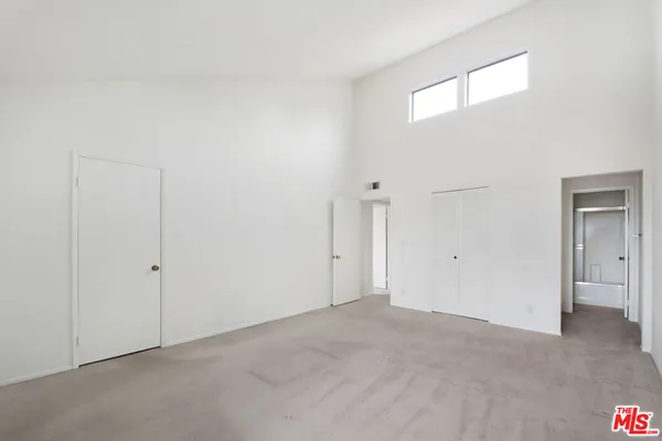 $585,000 | 849 East Victoria Street, Unit 811, Carson, CA 90746