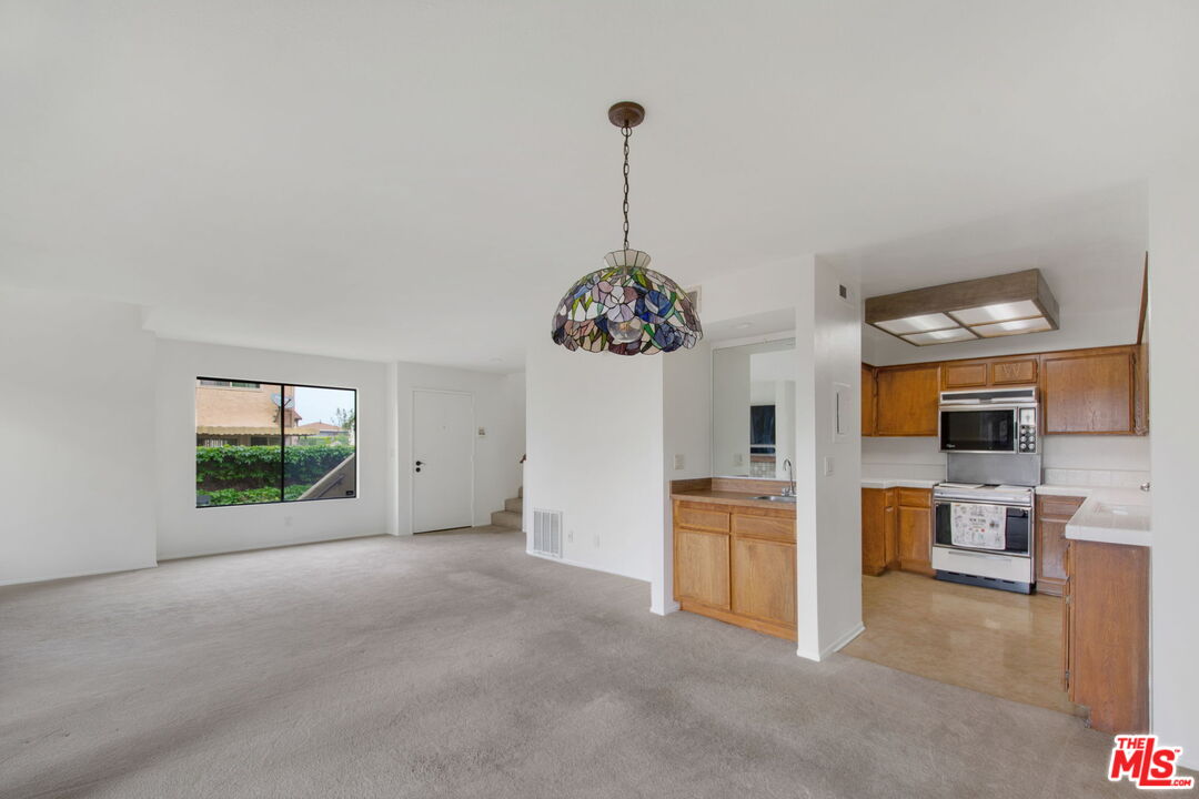 849 East Victoria Street, Unit 811 Carson, CA 90746 - Photo 22 of 50