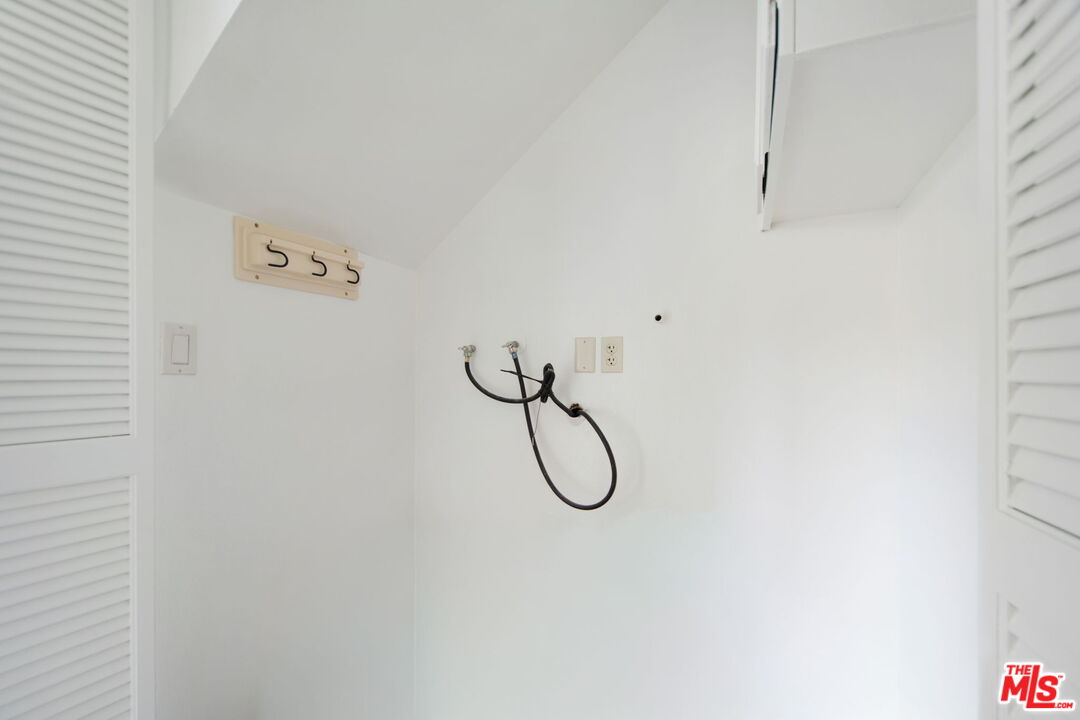 849 East Victoria Street, Unit 811 Carson, CA 90746 - Photo 7 of 50