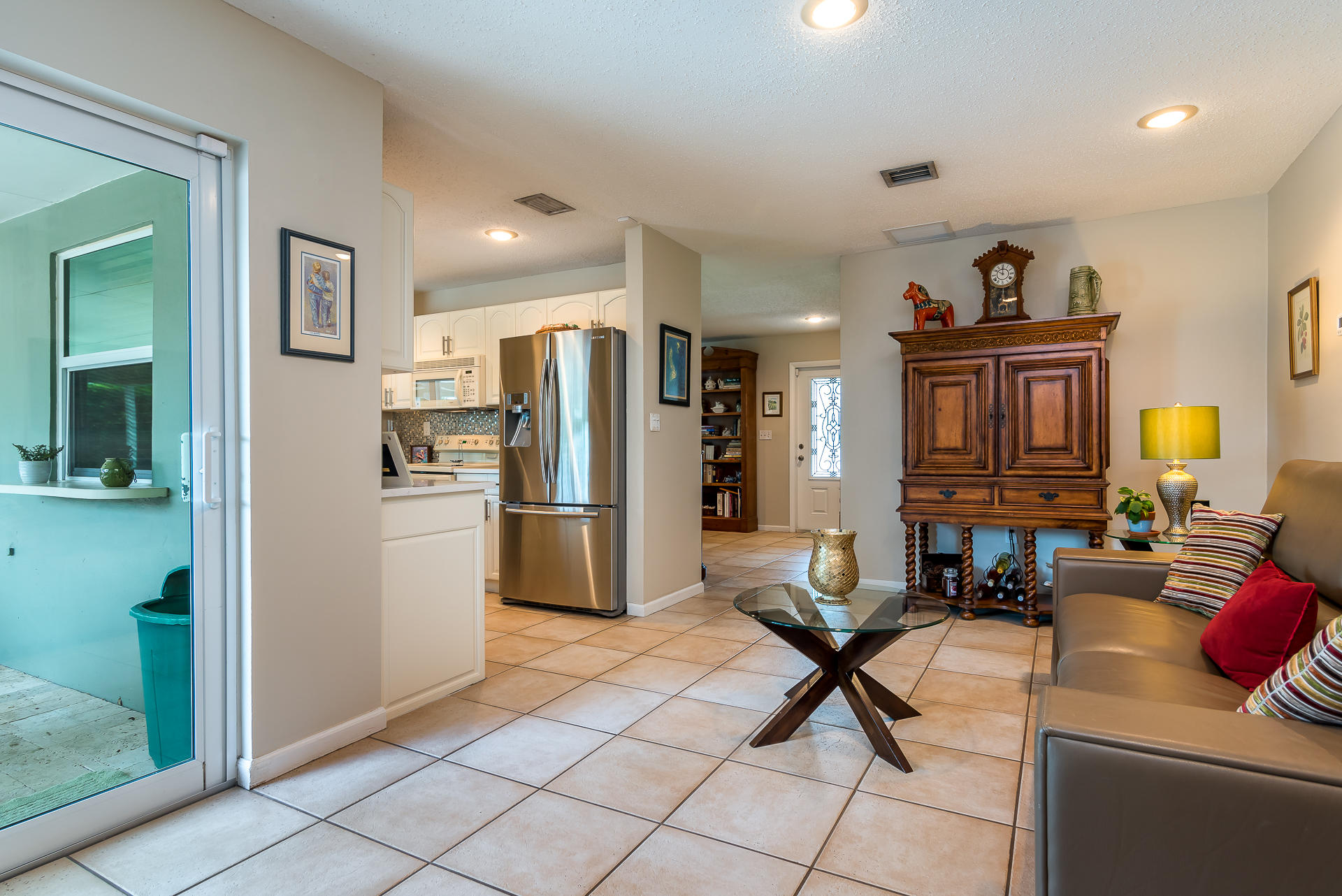 3376 Northwest 26th Avenue Boca Raton, FL 33434 - Photo 11 of 35 photo-7