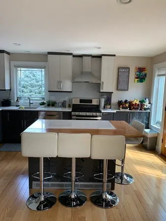 $5,500 | 196 South, Unit A, Weston, MA 02493