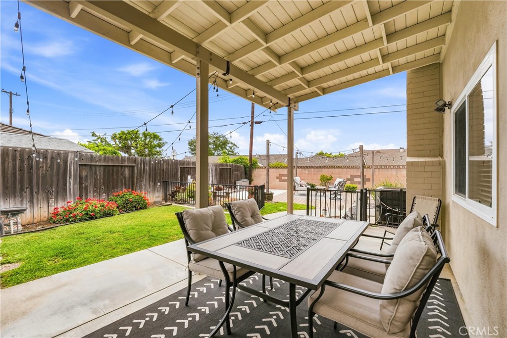 544 Firethorne Street Brea, CA 92821 - Photo 31 of 39 Side yard covered patio is perfect for dining year round!