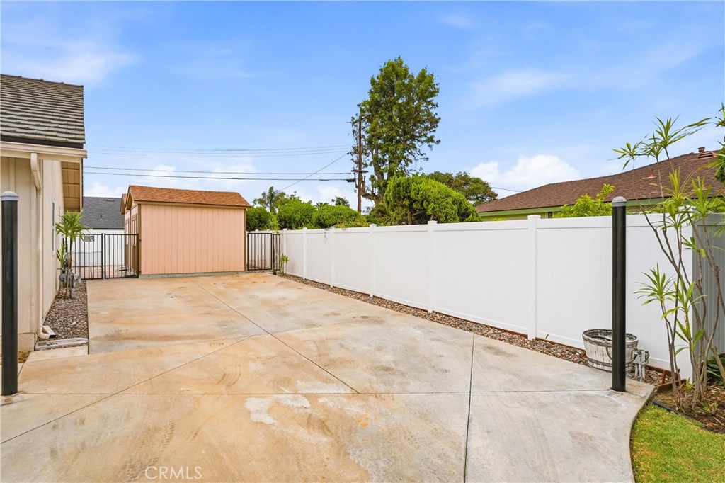 544 Firethorne Street Brea, CA 92821 - Photo 38 of 39 Side yard can hold TWO RVs or Boats and have sewer, electric, and phone connections on each side!