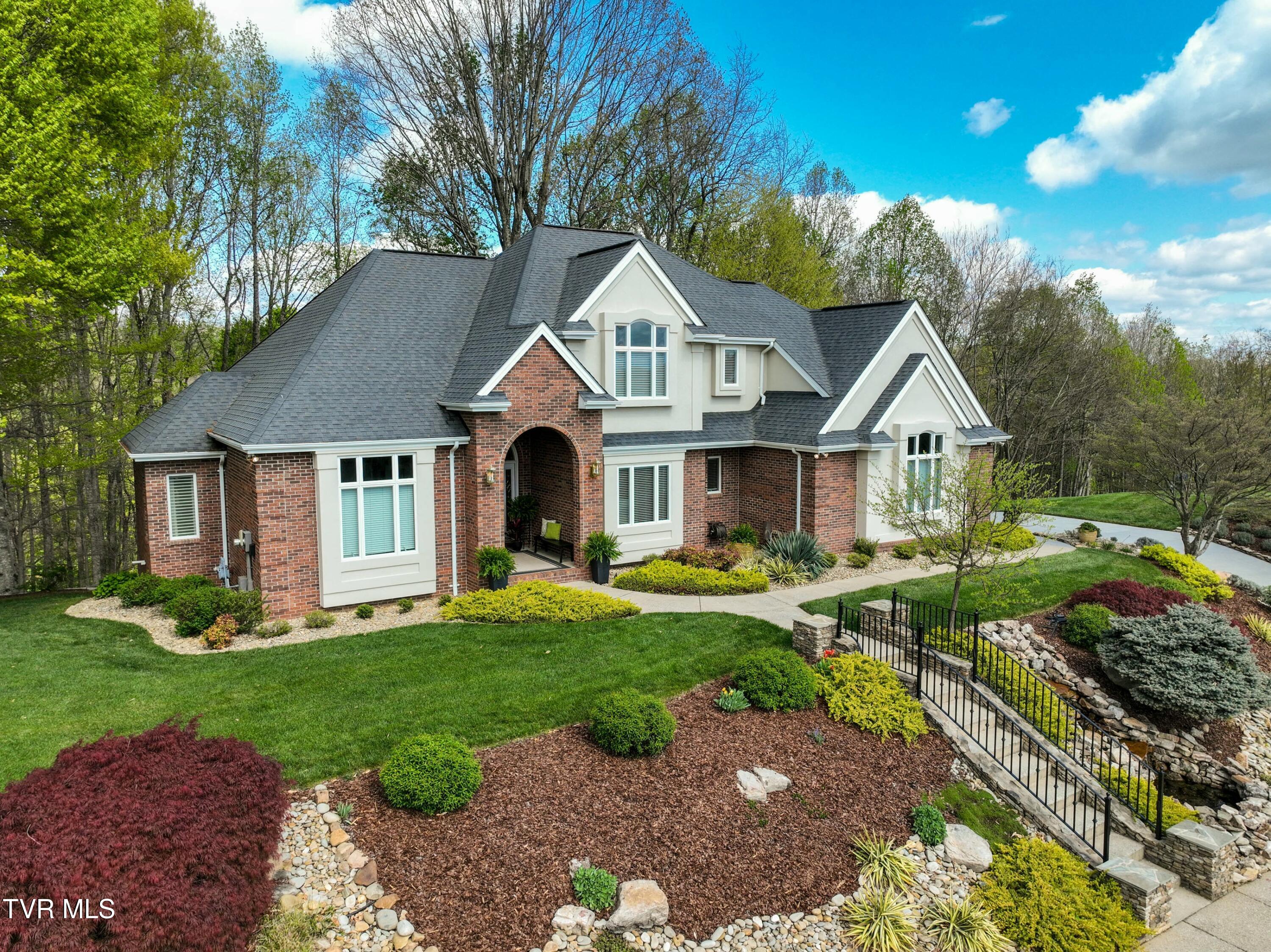 128 Ridgetop Drive Johnson City, TN 37615 - Photo 1 of 89 tempImagejYt2DG