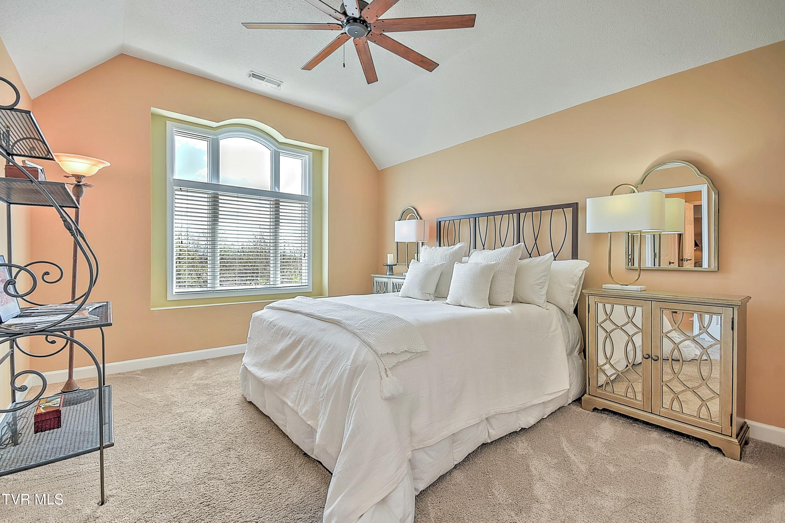 128 Ridgetop Drive Johnson City, TN 37615 - Photo 40 of 89 tempImagenOCQWn