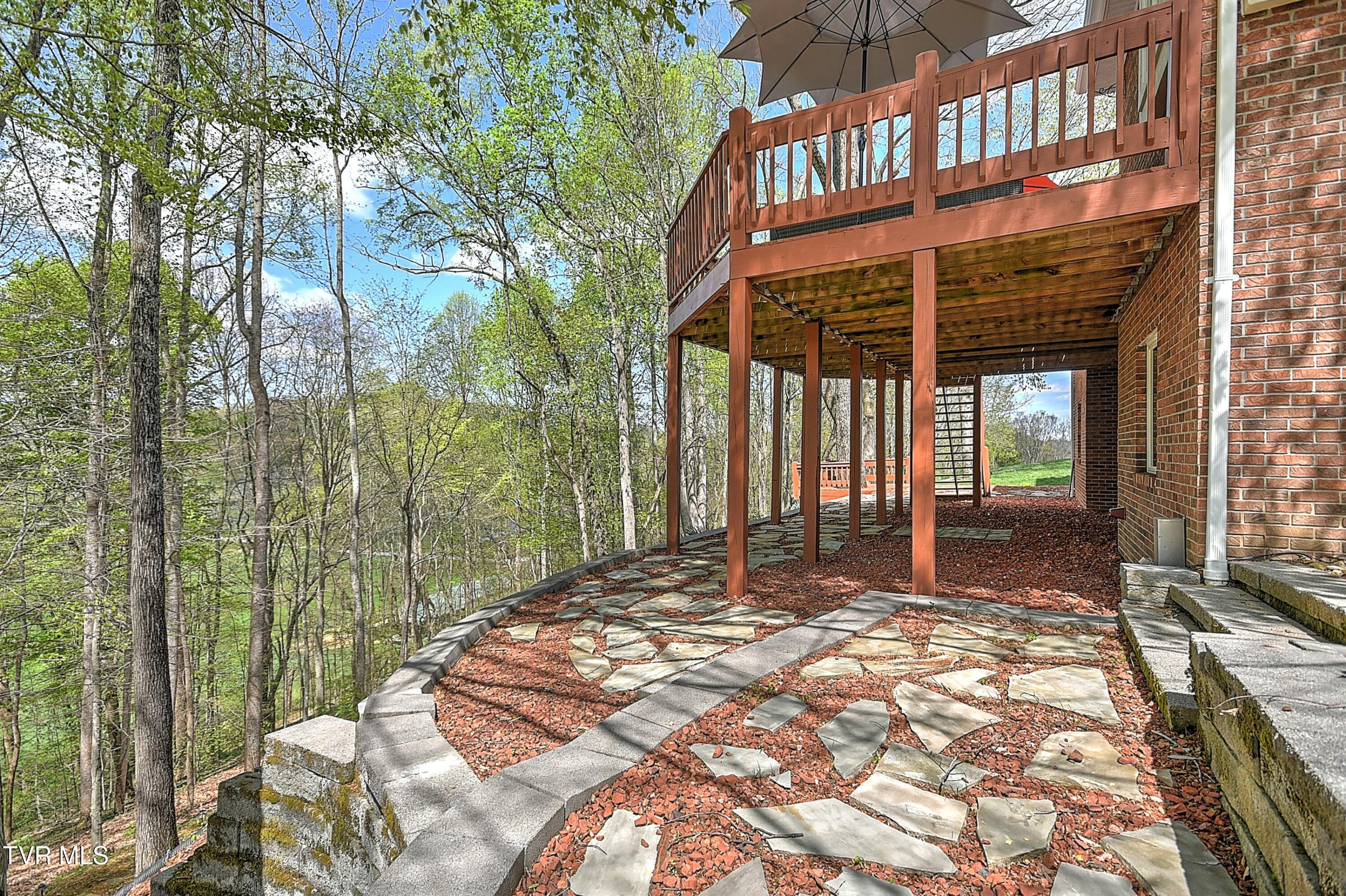 128 Ridgetop Drive Johnson City, TN 37615 - Photo 56 of 89 tempImageu4w5JP