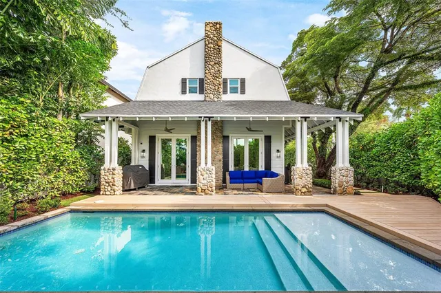 $2,595,000 | 217 Southeast 16th Avenue, Fort Lauderdale, FL 33301