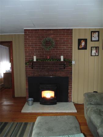 330 Springfield Street Chicopee, MA 01013 - Photo 8 of 29 Gallery Image 8