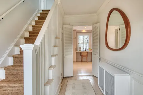 93 Egypt Lane, East Hampton, NY 11937