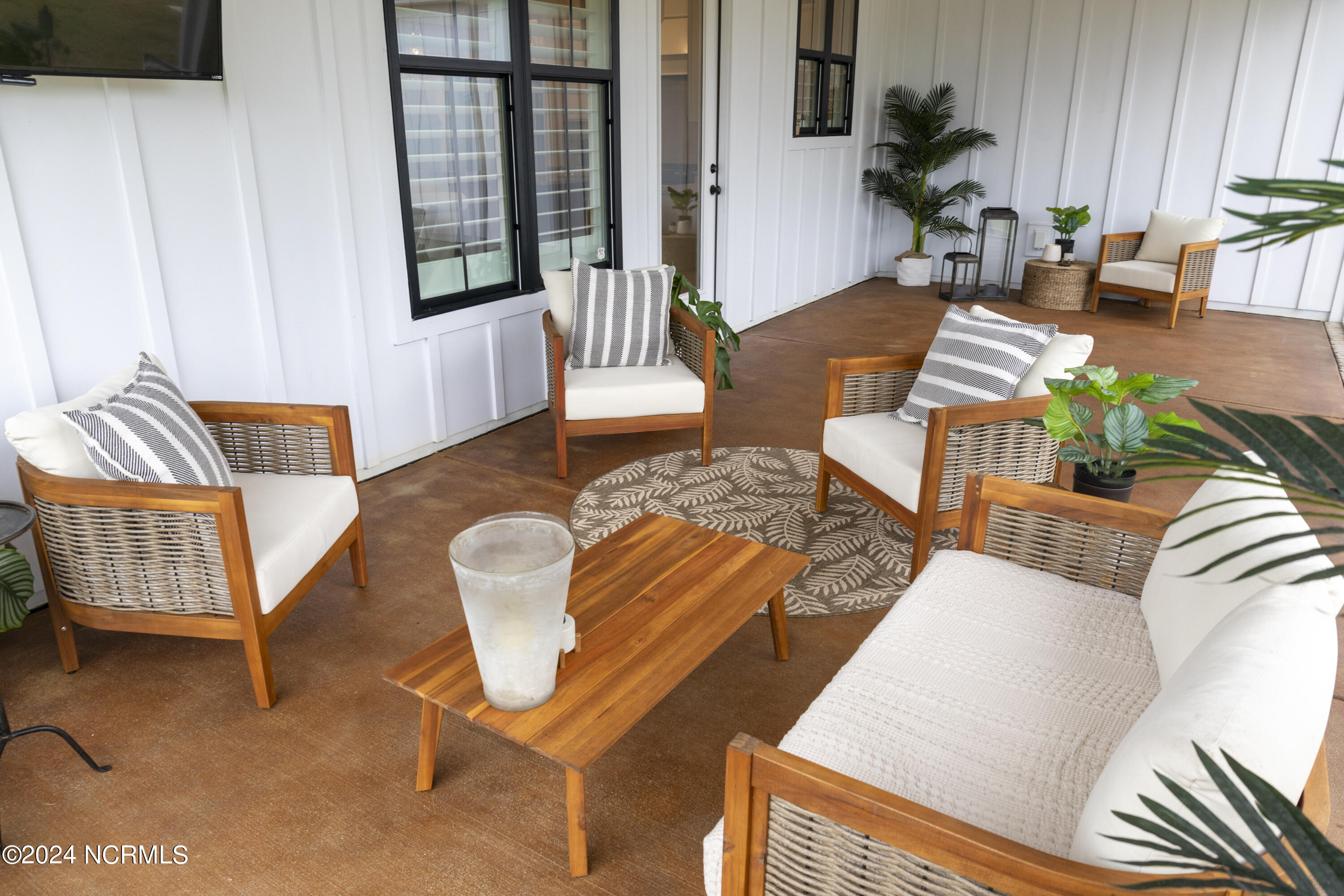 179 Gus Horne Road Holly Ridge, NC 28445 - Photo 20 of 54 patio seating area