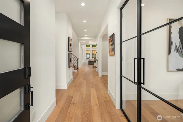 $3,898,000 | 520 7th Street South, Kirkland, WA 98033