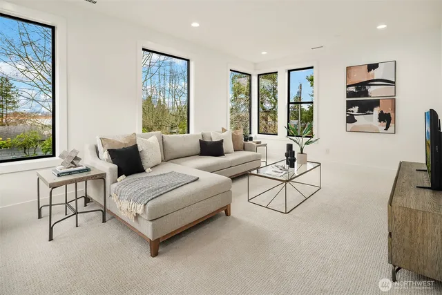 $3,898,000 | 520 7th Street South, Kirkland, WA 98033