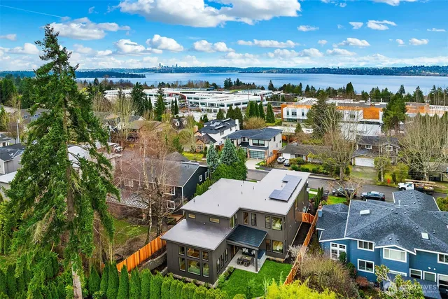 $3,898,000 | 520 7th Street South, Kirkland, WA 98033