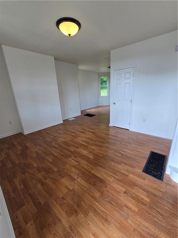 1602 Fallowfield Avenue Pittsburgh, PA 15216 - Photo 5 of 37
