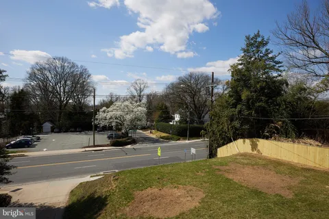 $6,200 | 5135 Massachusetts Avenue, Bethesda, MD 20816