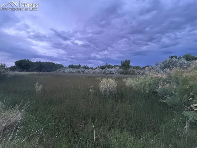 a view of a lake in front of house