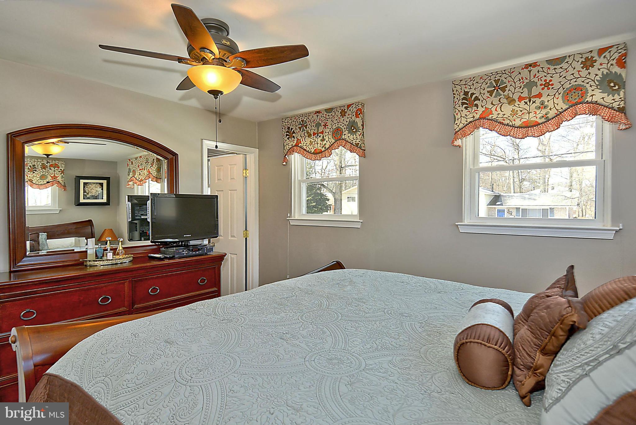 316 Irwin Street Silver Spring, MD 20901 - Photo 13 of 30 Bedroom (Master)