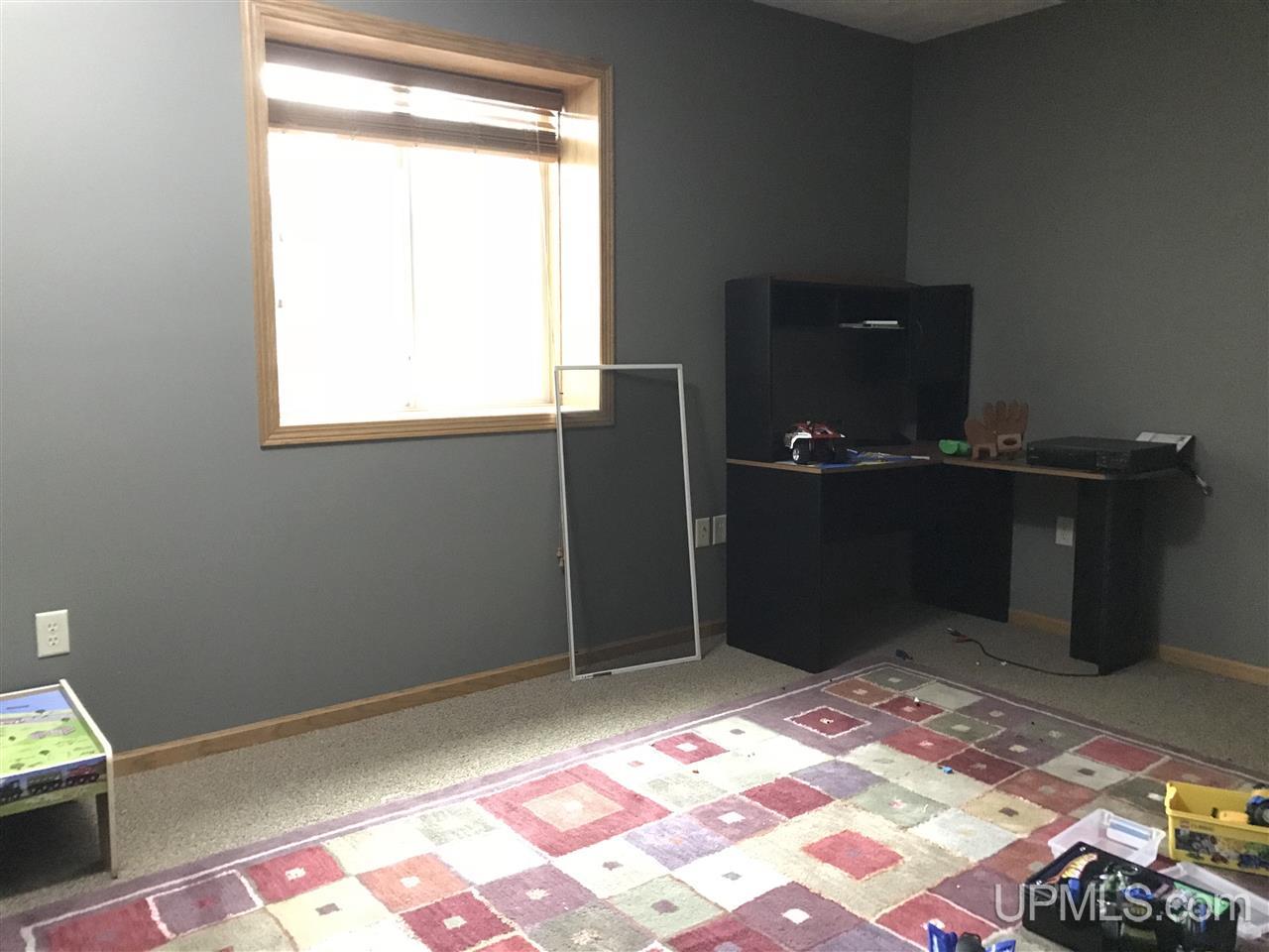 7775 Tipperary Road Gladstone, MI 49837 - Photo 16 of 23