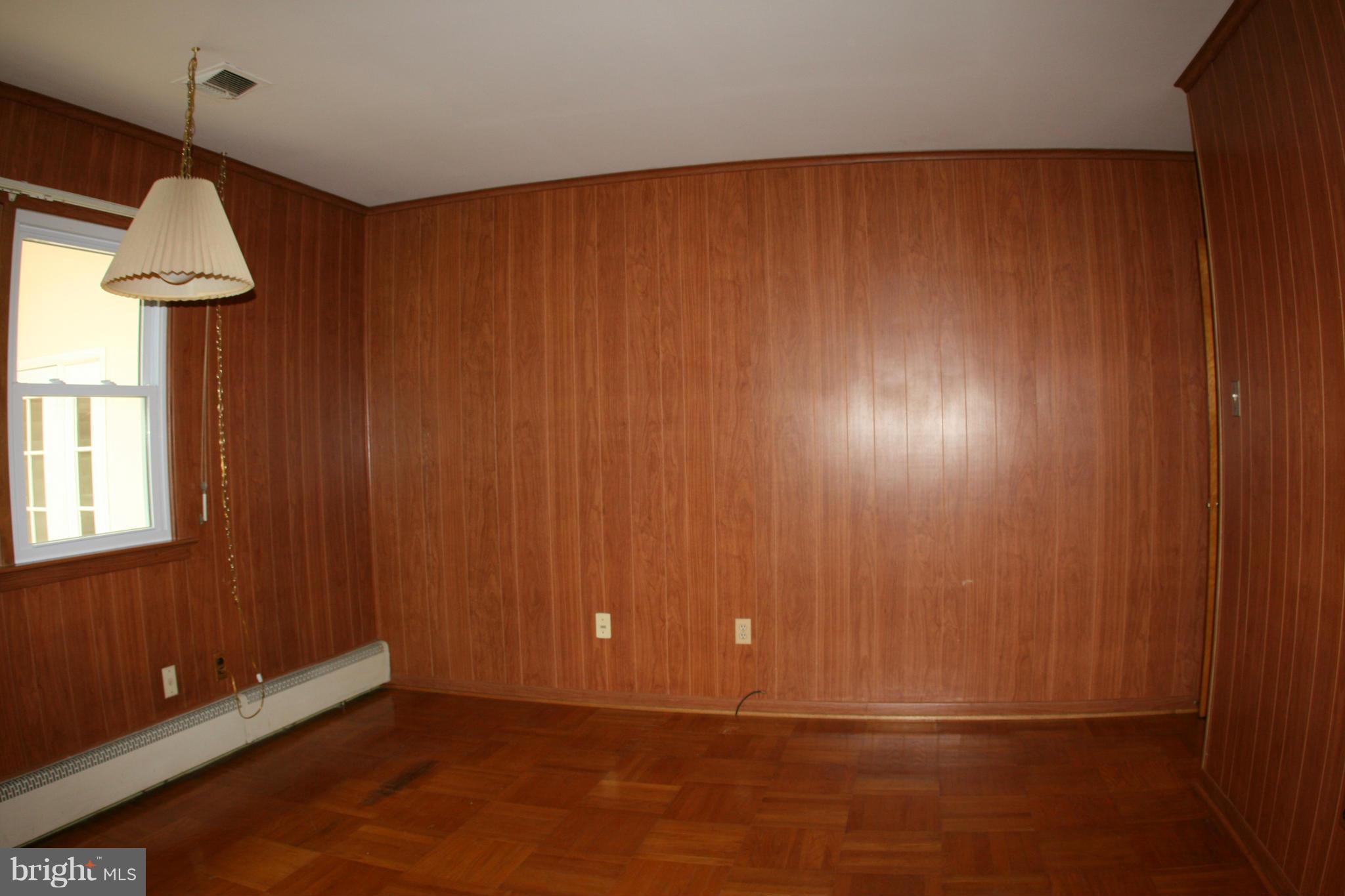 916 Rambling Drive Baltimore, MD 21228 - Photo 15 of 30 Interior (General)