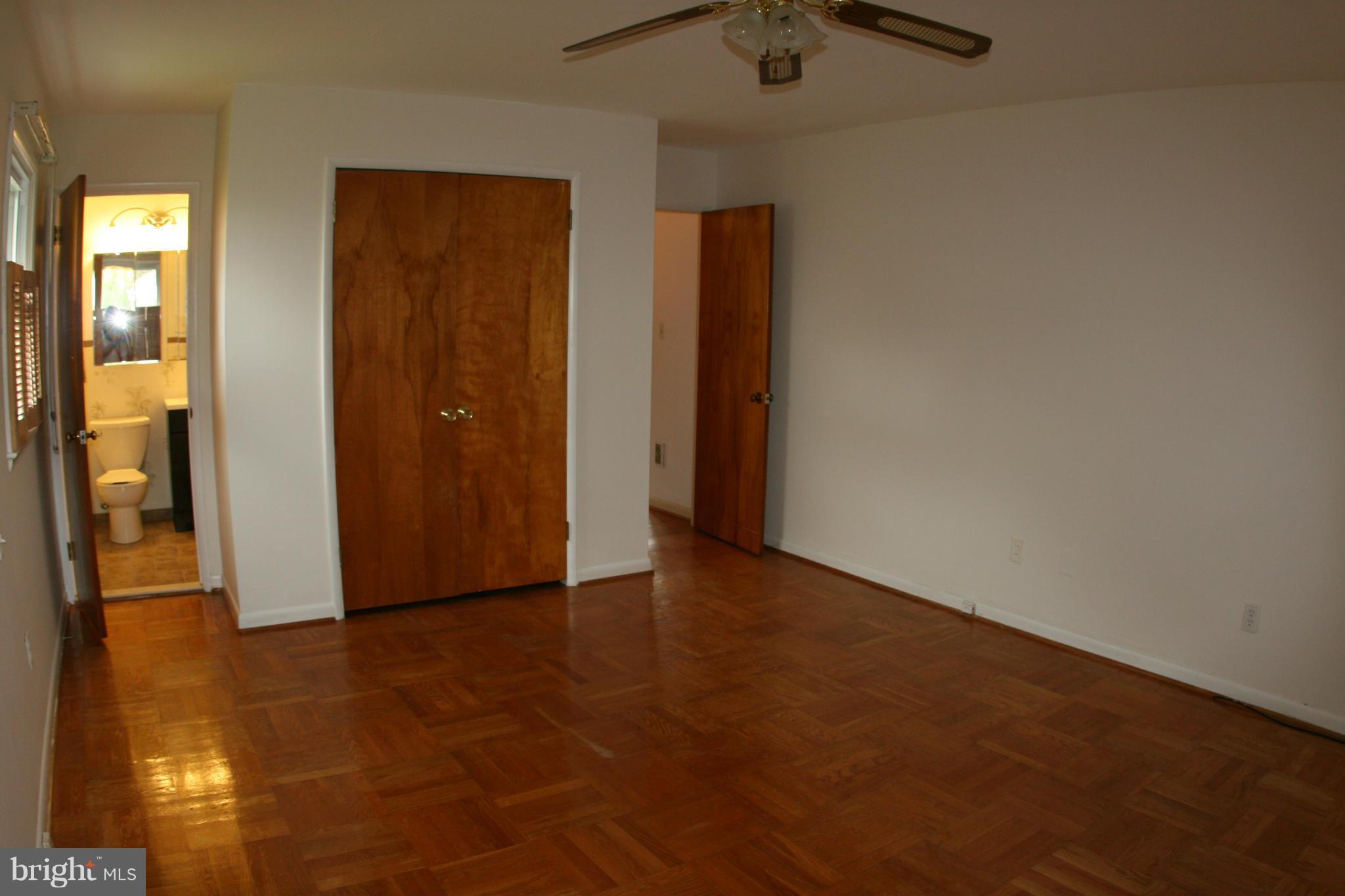 916 Rambling Drive Baltimore, MD 21228 - Photo 16 of 30 Bedroom (Master)