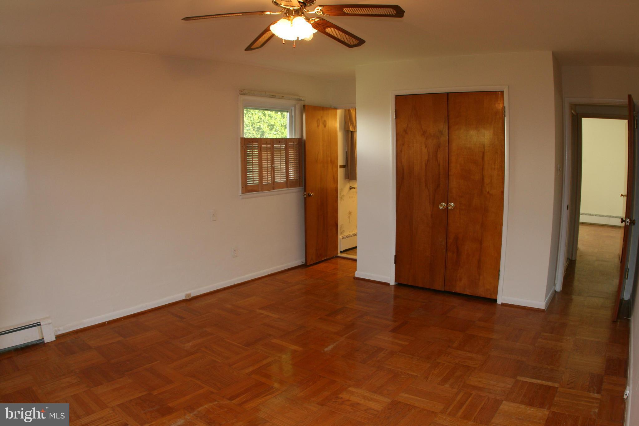 916 Rambling Drive Baltimore, MD 21228 - Photo 17 of 30 Bedroom (Master)