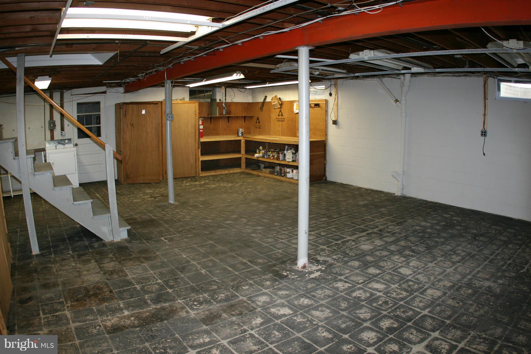 916 Rambling Drive Baltimore, MD 21228 - Photo 26 of 30 Basement