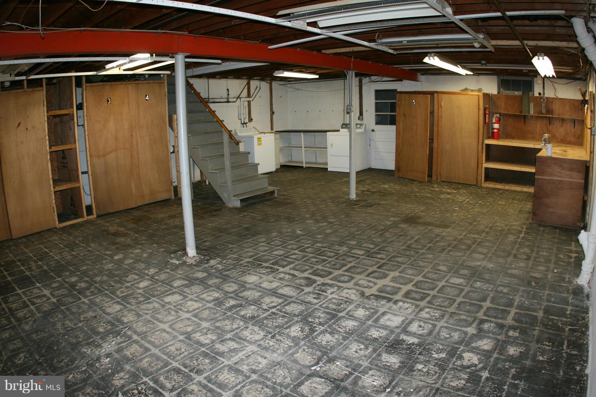 916 Rambling Drive Baltimore, MD 21228 - Photo 27 of 30 Basement