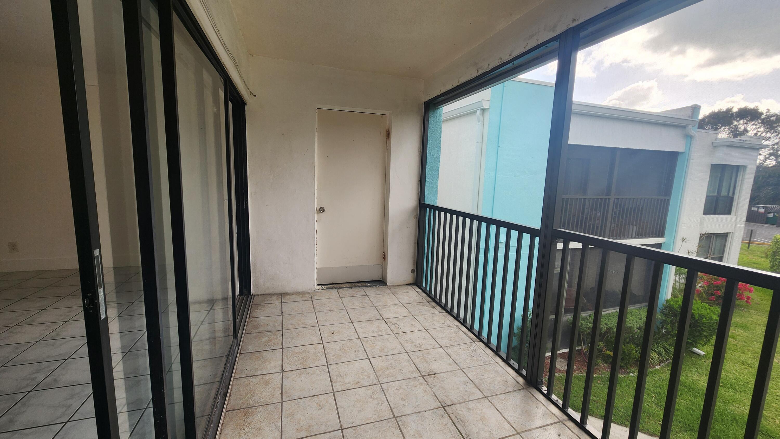 517 Dotterel Road, Unit 31C Delray Beach, FL 33444 - Photo 31 of 31 a view of a balcony