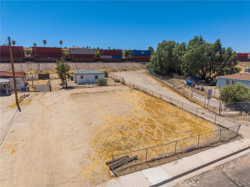 1574 Riverside Drive Barstow, CA 92311 - Photo 28 of 32 Extra parcel included