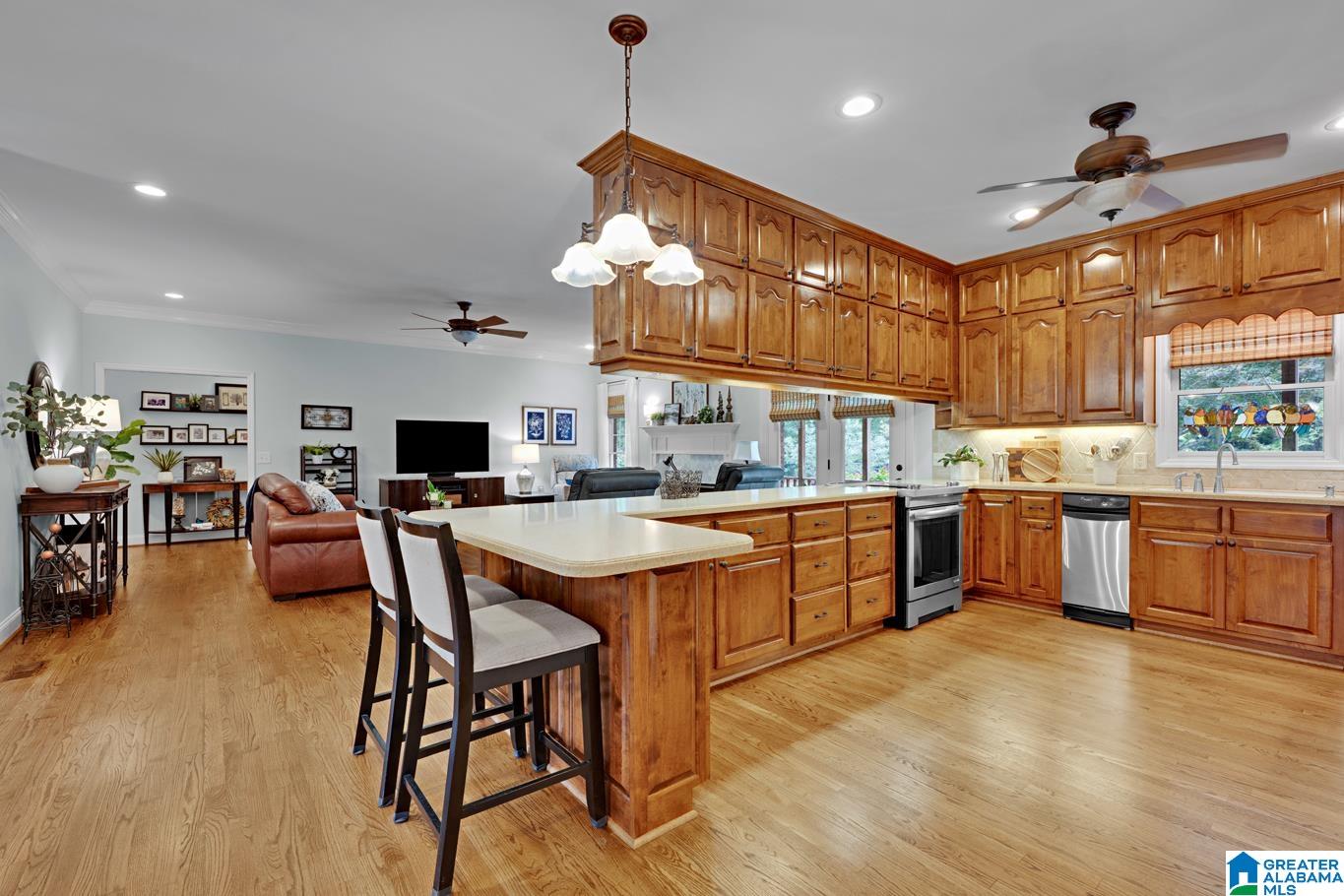 383 Myrick Road Warrior, AL 35180 - Photo 6 of 64