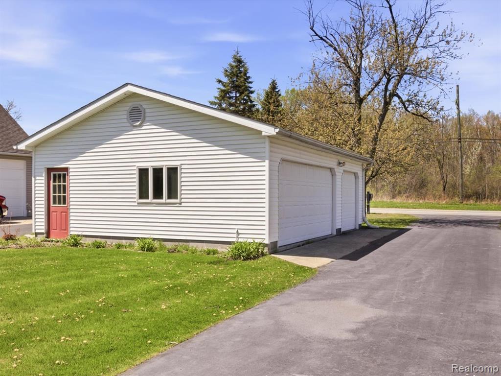 1265 River Road St. Clair, MI 48079 - Photo 8 of 48