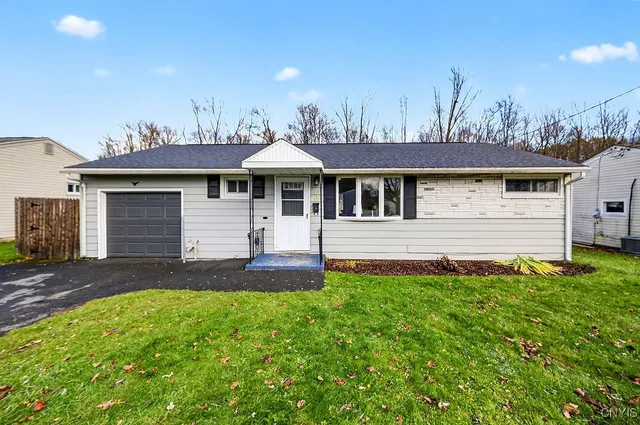 $239,900 | 105 Florida Road South, Salina, NY 13211