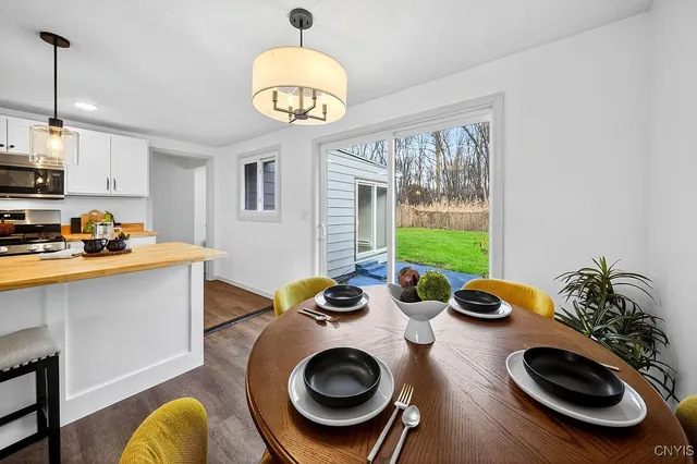 $239,900 | 105 Florida Road South, Salina, NY 13211