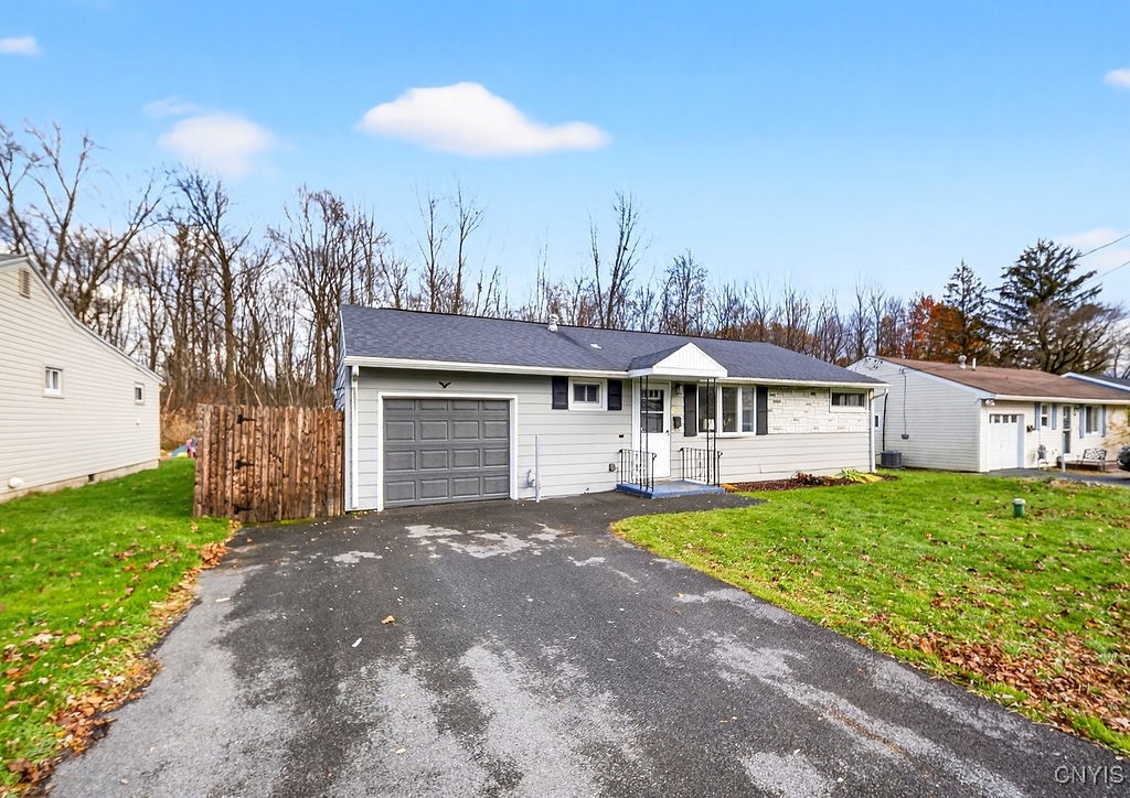 105 Florida Road South Salina, NY 13211 - Photo 3 of 37