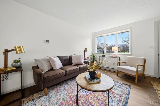 $239,900 | 105 Florida Road South, Salina, NY 13211